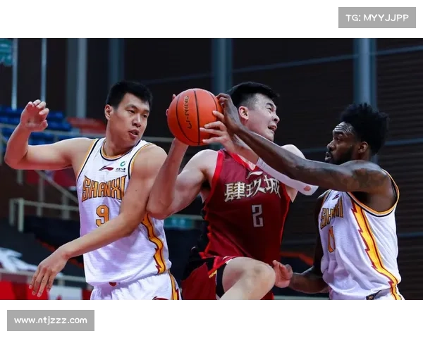 弗雷德精彩进球助力球队力克对手取得重要胜利