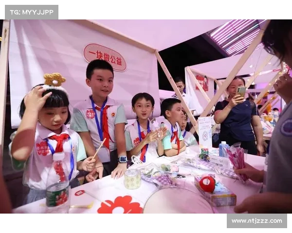 戴资颖亲自设计环保袋亮相台湾慈善义卖，倡导环保与公益结合